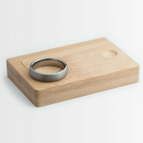 Photo of tungsten ring on free ring box