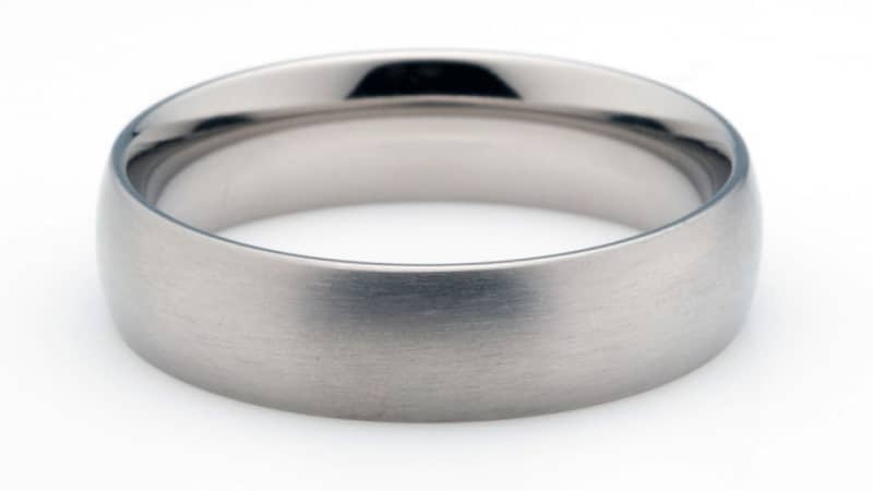 Titanium Men's Wedding Ring